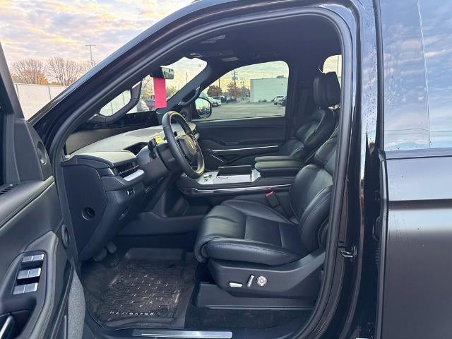 2027 Lincoln Navigator Reserve