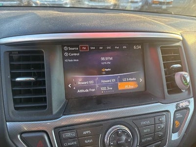 2017 Nissan Pathfinder 4x4 SL