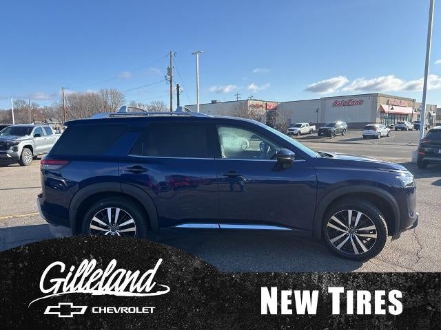 2024 Nissan Pathfinder Platinum 4WD