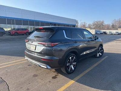 2025 Mitsubishi Outlander SE S-AWC