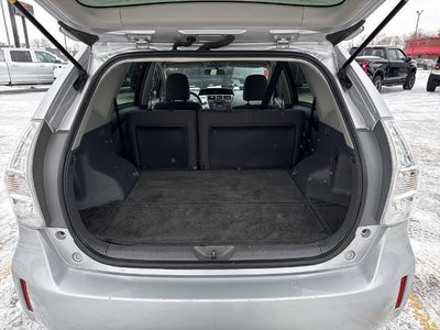 2013 Toyota Prius v 5dr Wgn Two (Natl)