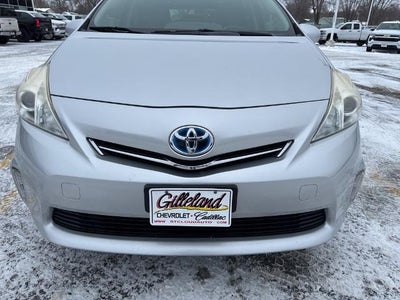 2013 Toyota Prius v 5dr Wgn Two (Natl)