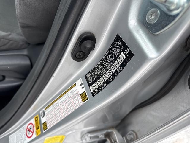 2013 Toyota Prius v 5dr Wgn Two (Natl)