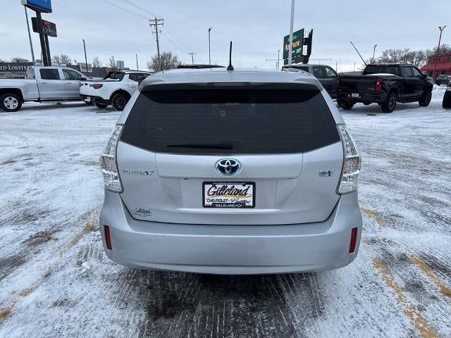 2013 Toyota Prius v 5dr Wgn Two (Natl)