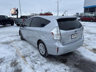 2013 Toyota Prius v 5dr Wgn Two (Natl)