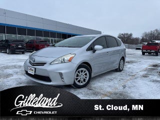 2013 Toyota Prius v 5dr Wgn Two (Natl)