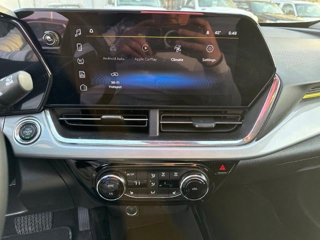 2025 Chevrolet Trax FWD 4dr LT