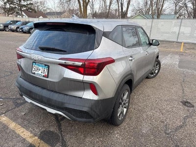 2022 Kia Seltos LX IVT AWD